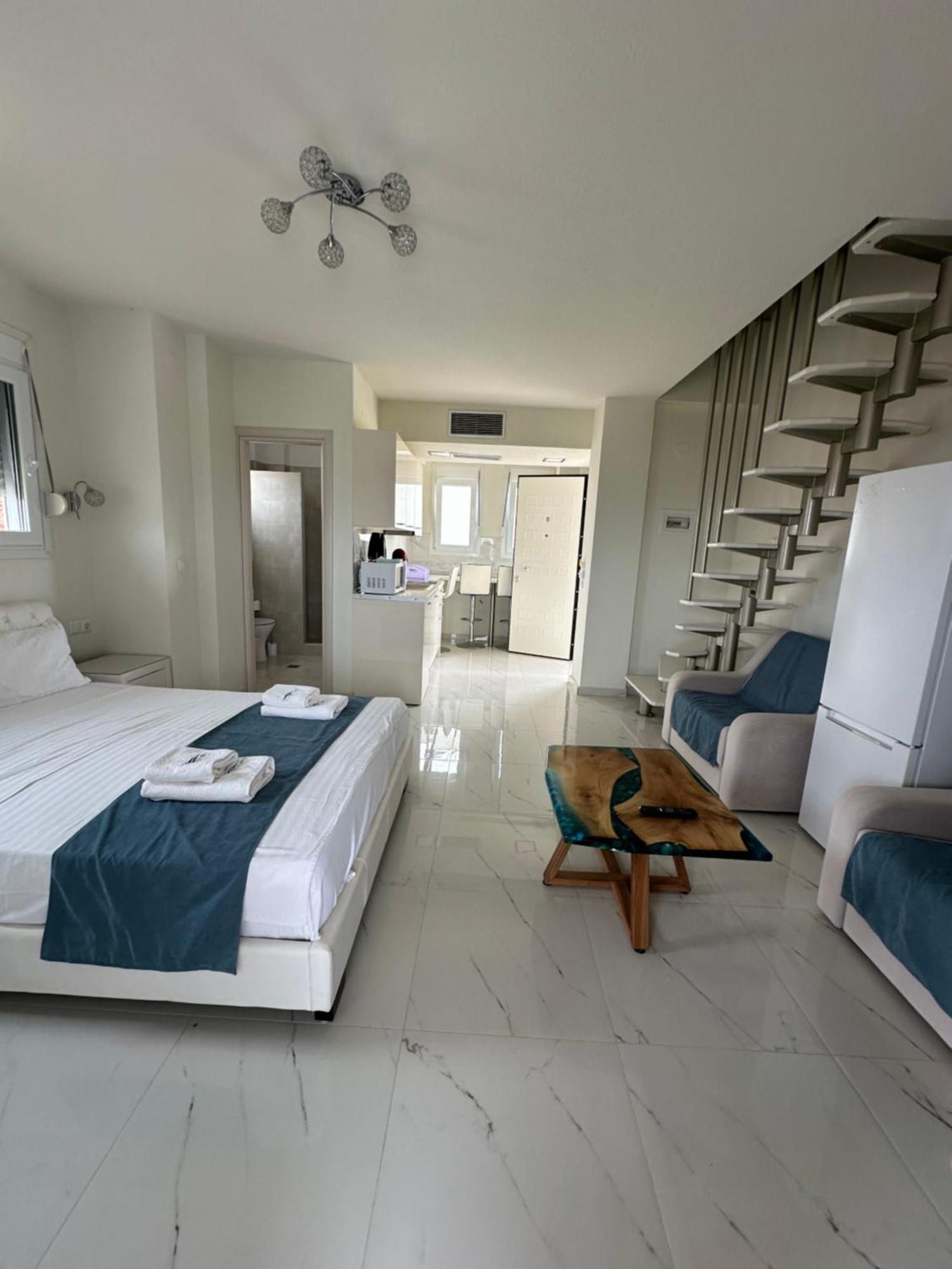 Villa K View Nikiti Luaran gambar